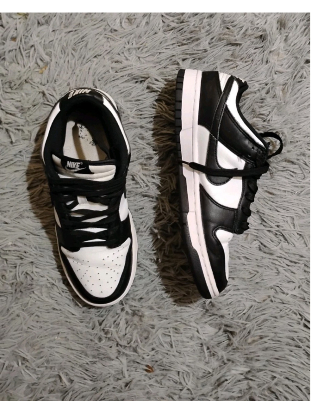 Nike Panda 🐼 Dunk Low Women Size 8 Black/ White Sneakers DD1503-101